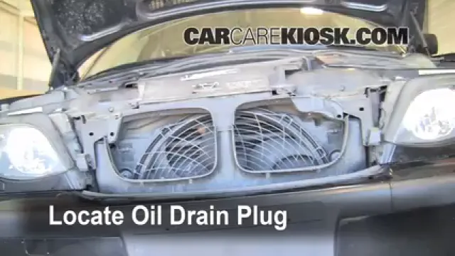 2002 BMW 325i 2.5L 6 Cyl. Sedan Huile Changer l'huile et le filtre à huile